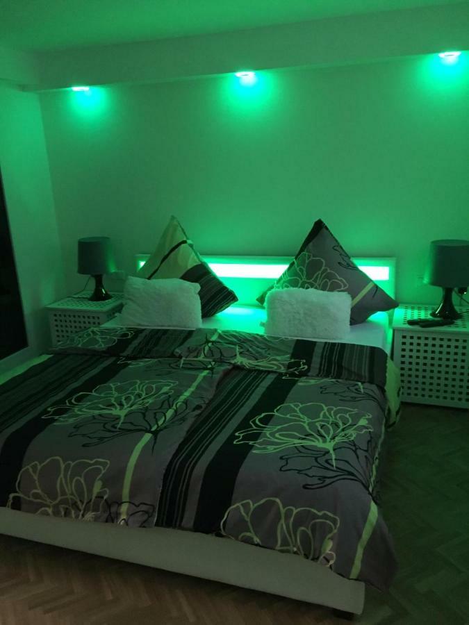 Schick Hamburg Apartment Гистхахт Екстериор снимка